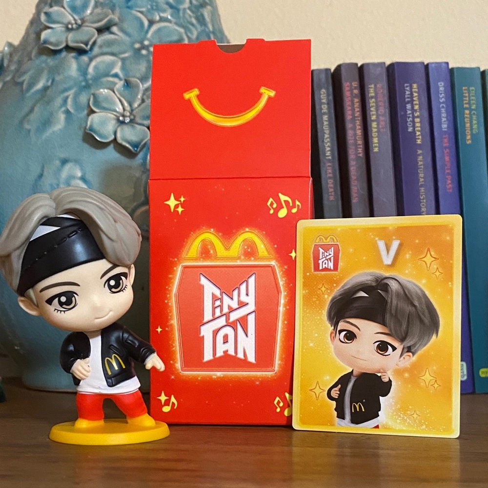 TinyTAN BTS V Encore Edition Collectible Figurine
